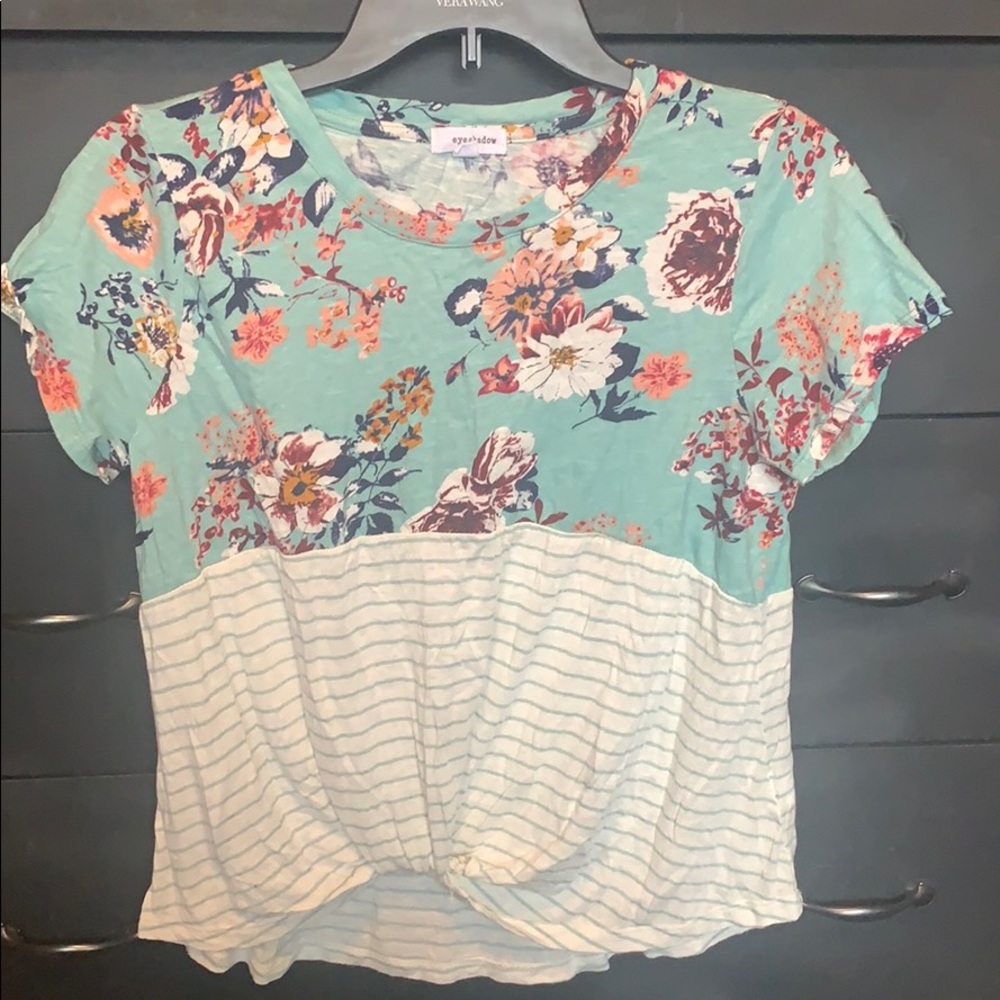 eyeshadow. Floral shirt